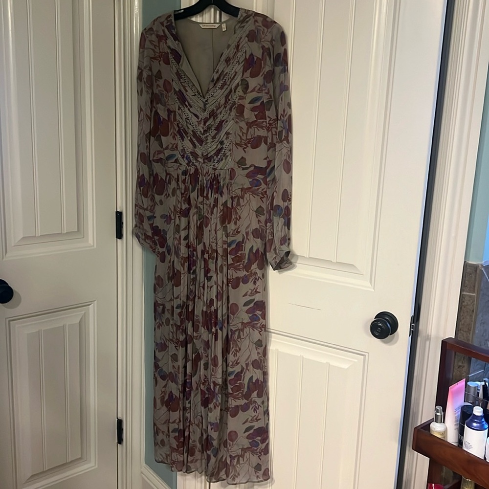 Women dress